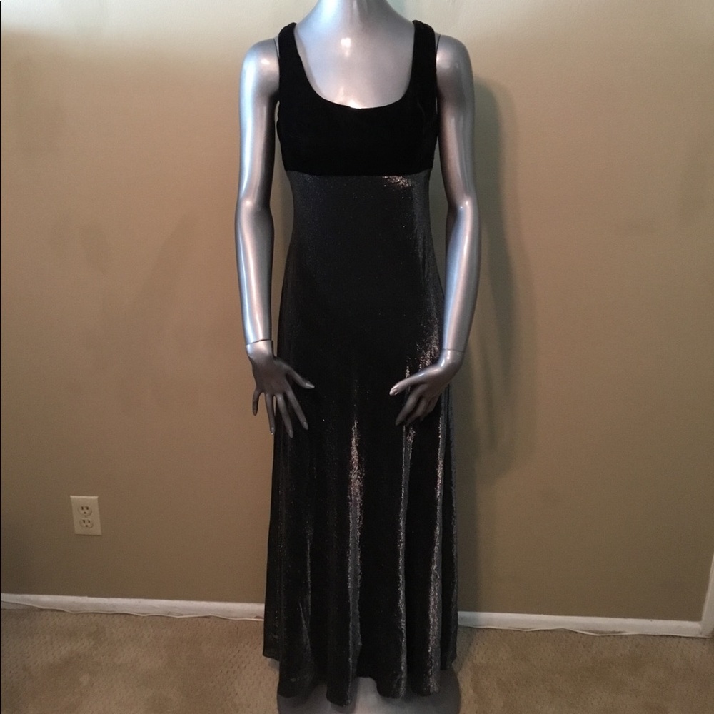 Vintage Jump Apparel black velvet top maxi dress